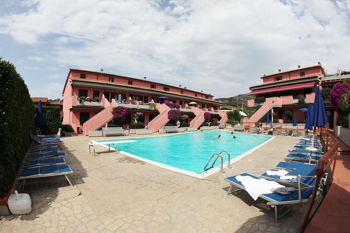 Elba Vip Porto Azzurro Exterior foto