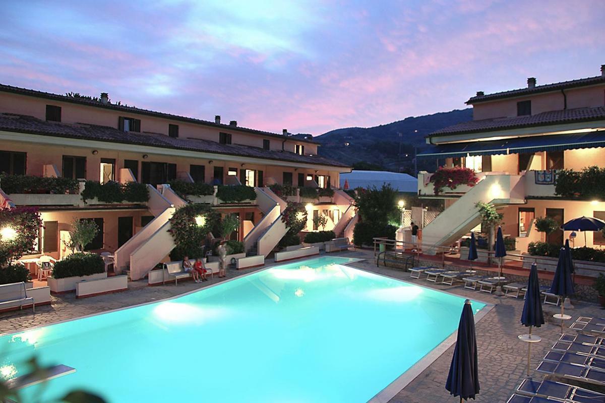 Elba Vip Porto Azzurro Exterior foto